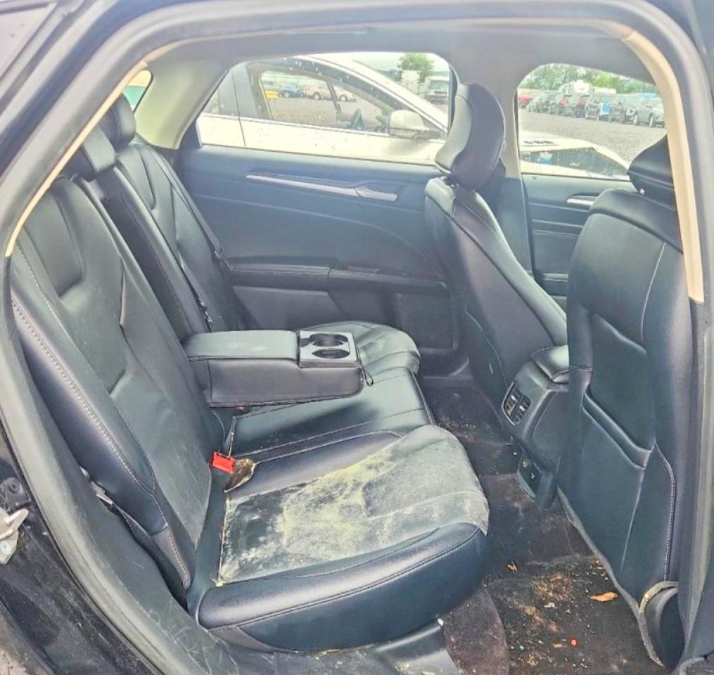 2017 Ford Fusion Titanium Hev - zdjęcie 10