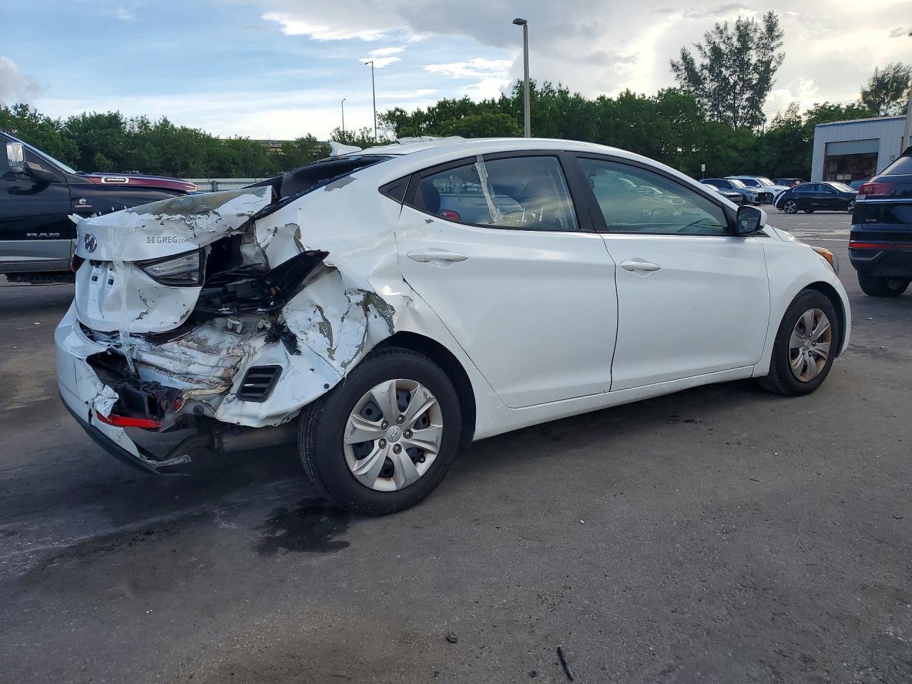 2016 Hyundai Elantra Se - zdjęcie 3