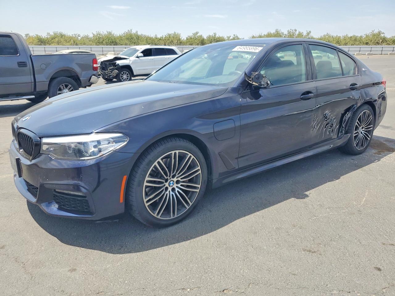 2019 BMW 530E - zdjęcie główne