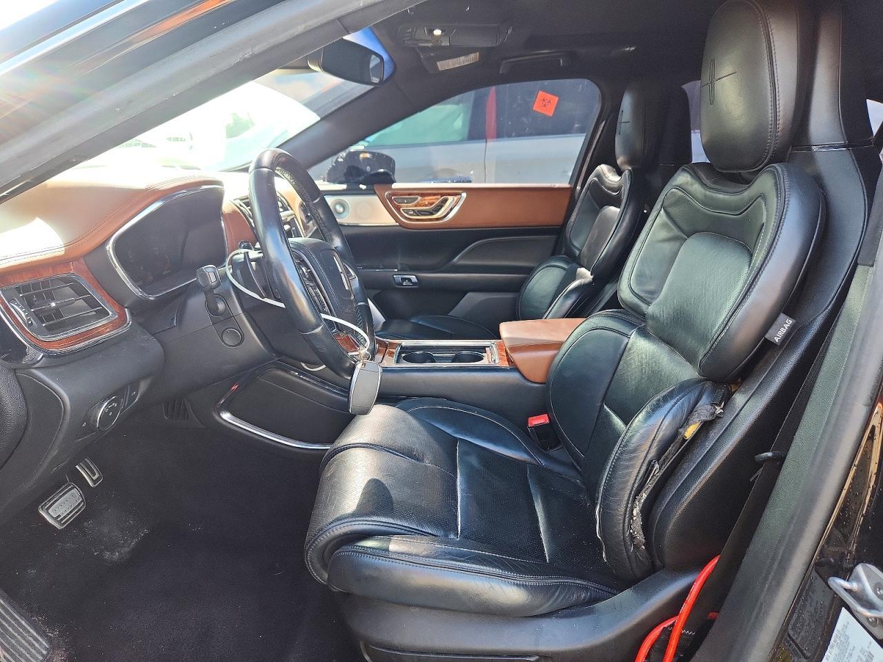 2017 Lincoln Continental Black Label - zdjęcie 7