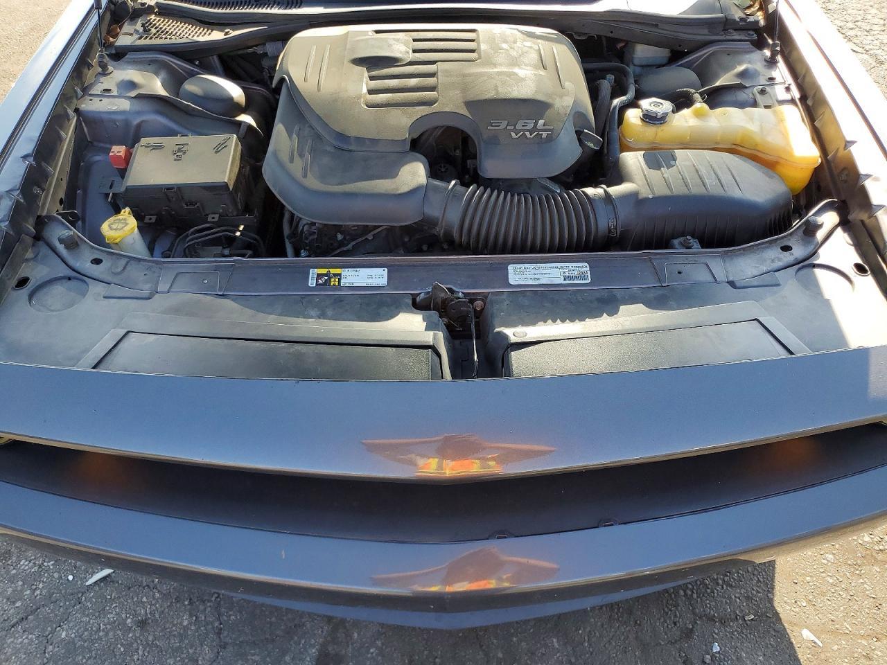 2015 Dodge Challenger Sxt - zdjęcie 11