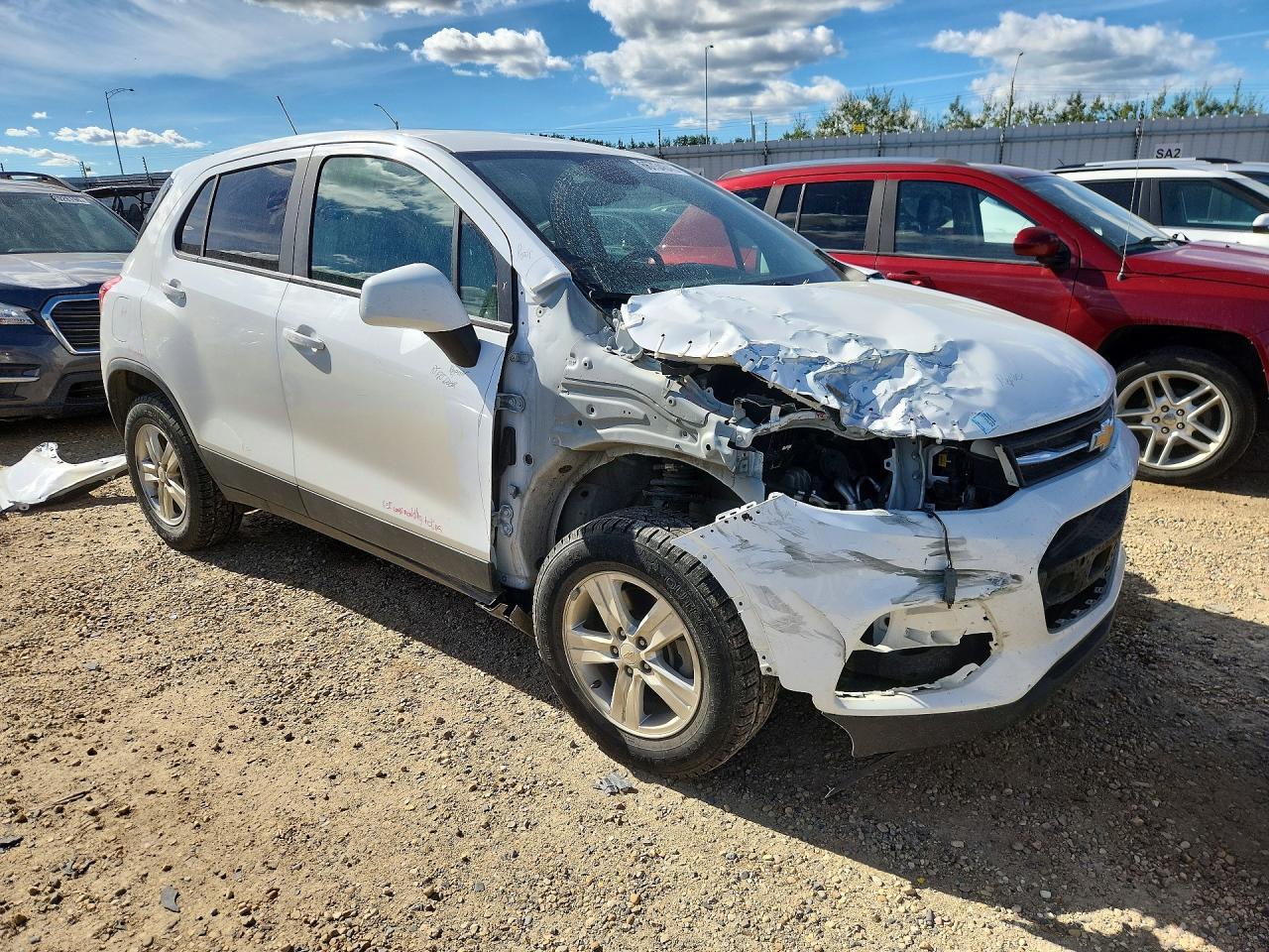 2021 Chevrolet Trax Ls - zdjęcie 4