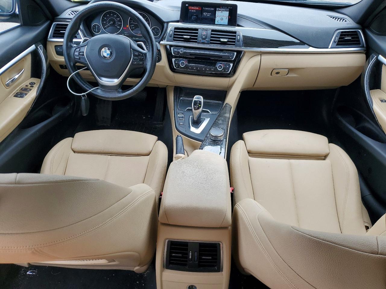 2018 BMW Seria 3 330i - zdjęcie 8