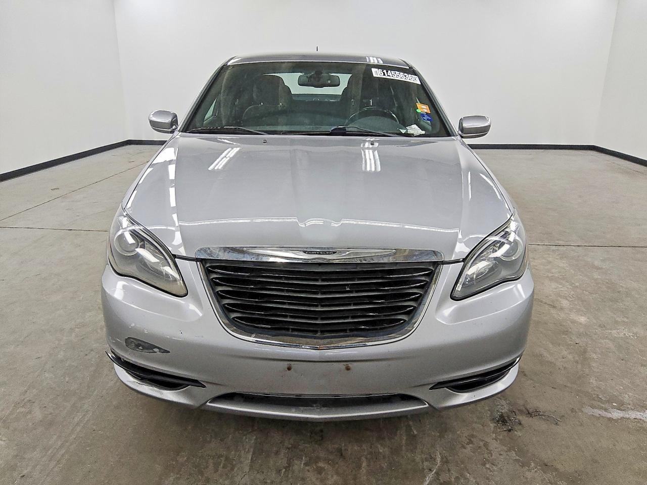 2013 Chrysler 200 Touring - zdjęcie 5