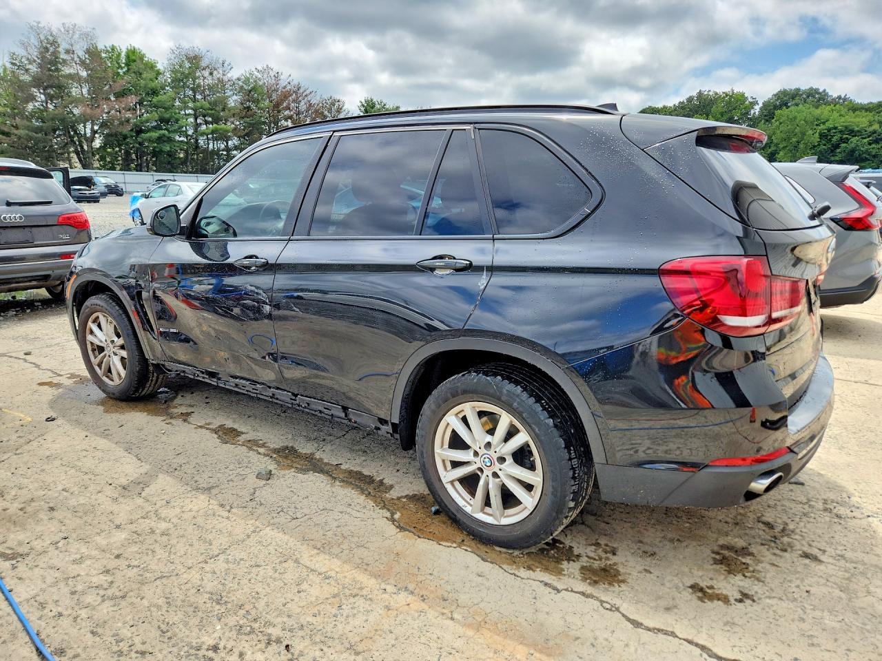 2015 BMW X5 xDrive35I - zdjęcie 2