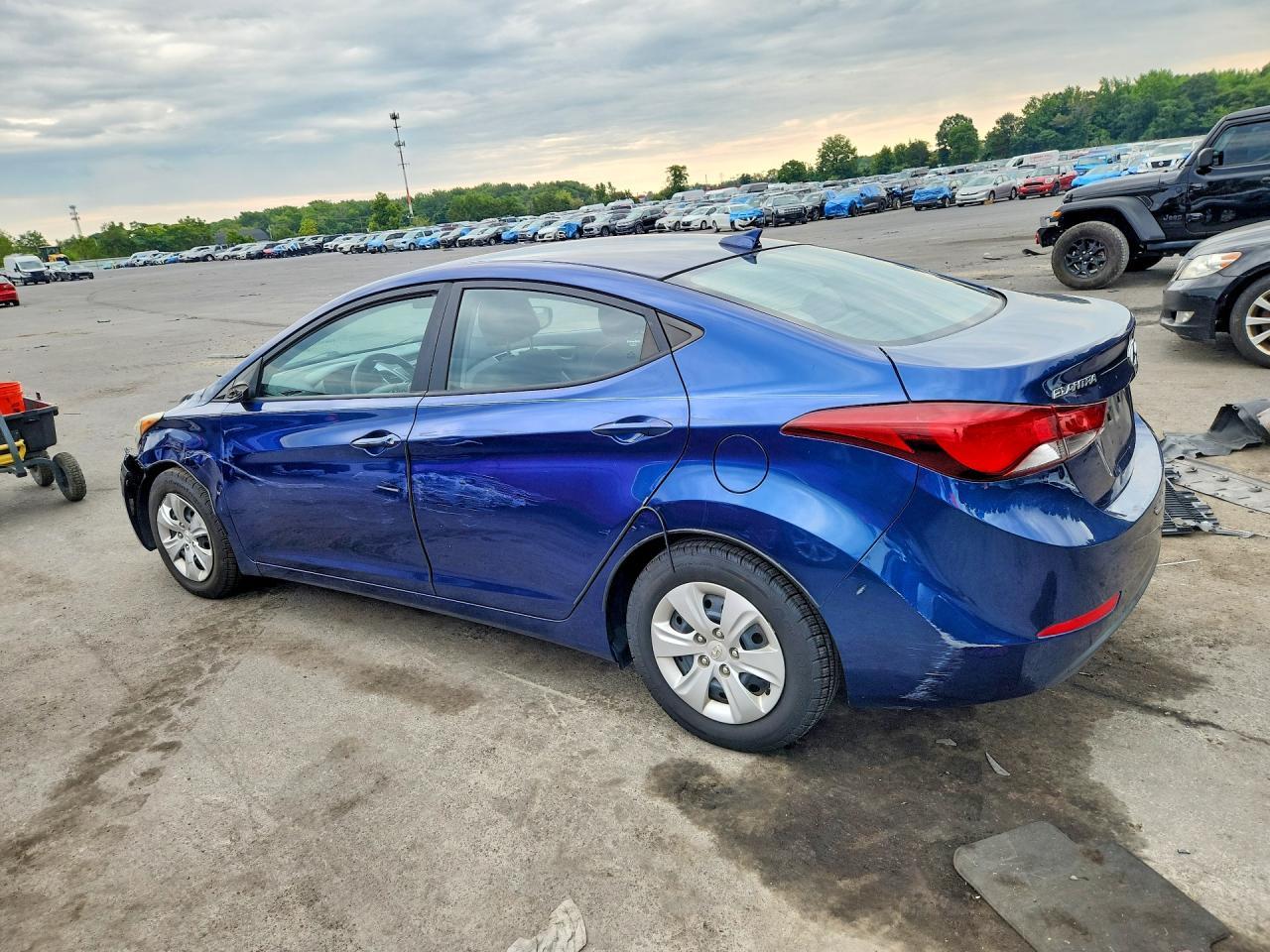2016 Hyundai Elantra Se - zdjęcie 2
