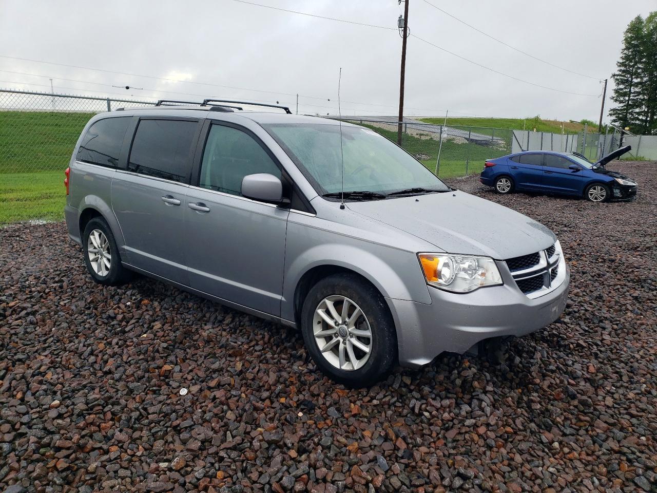 2019 Dodge Grand Caravan Sxt - zdjęcie 4
