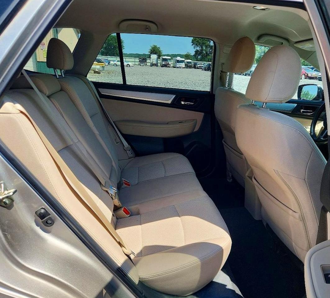 2017 Subaru Outback 2.5I Premium - zdjęcie 10