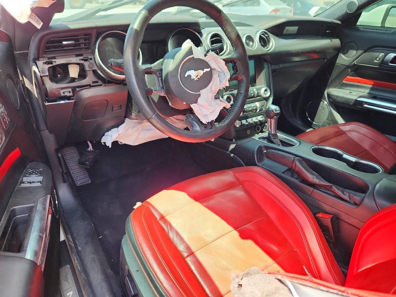 2021 Ford Mustang Gt - zdjęcie 8