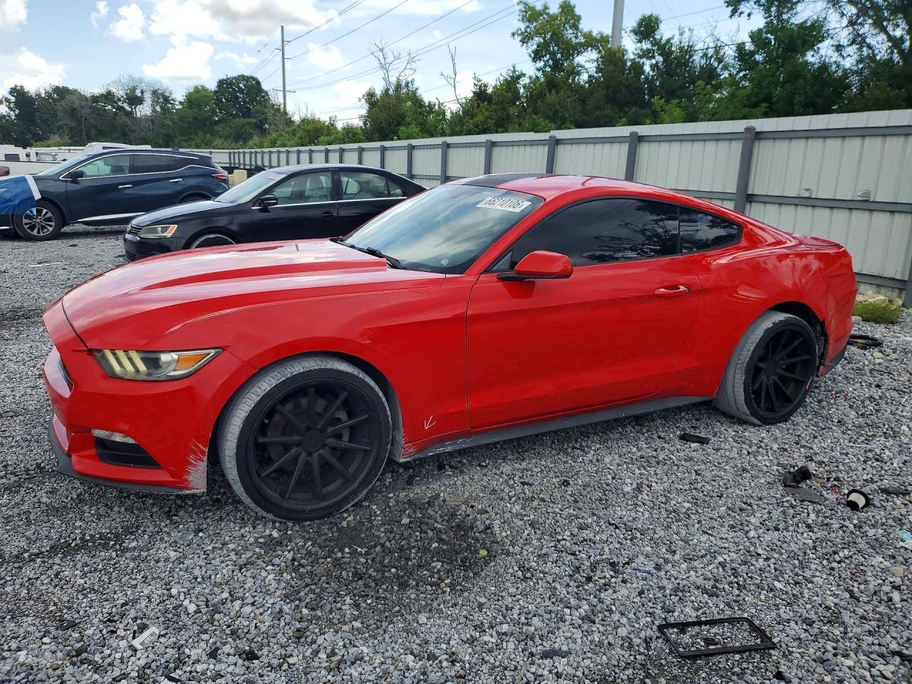 2016 Ford Mustang - zdjęcie główne