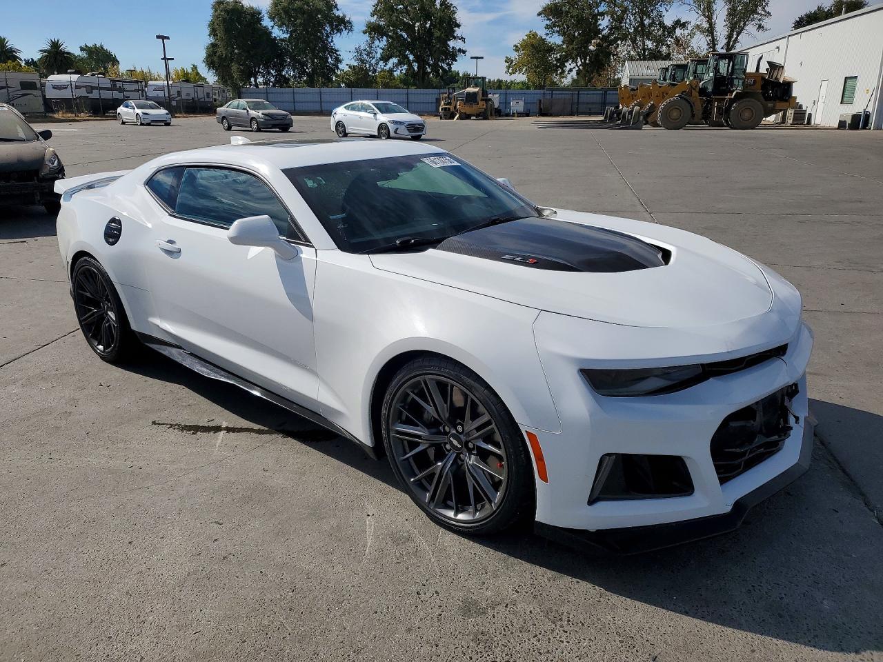 2018 Chevrolet Camaro Zl1 - zdjęcie 4