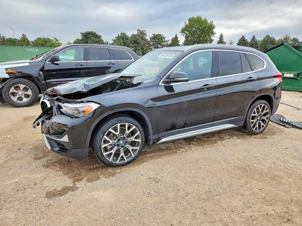 2021 BMW X1 xDrive28I - zdjęcie główne