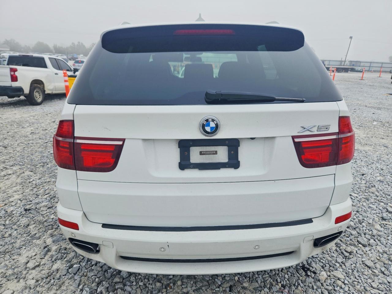 2013 BMW X5 xDrive50I - zdjęcie 6