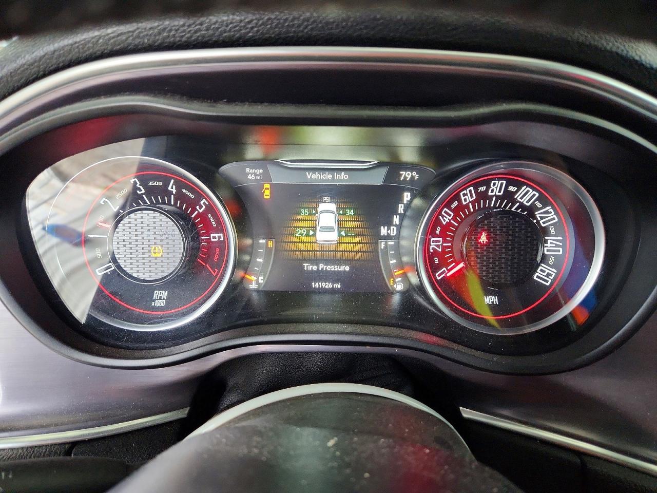 2016 Dodge Challenger Sxt - zdjęcie 9