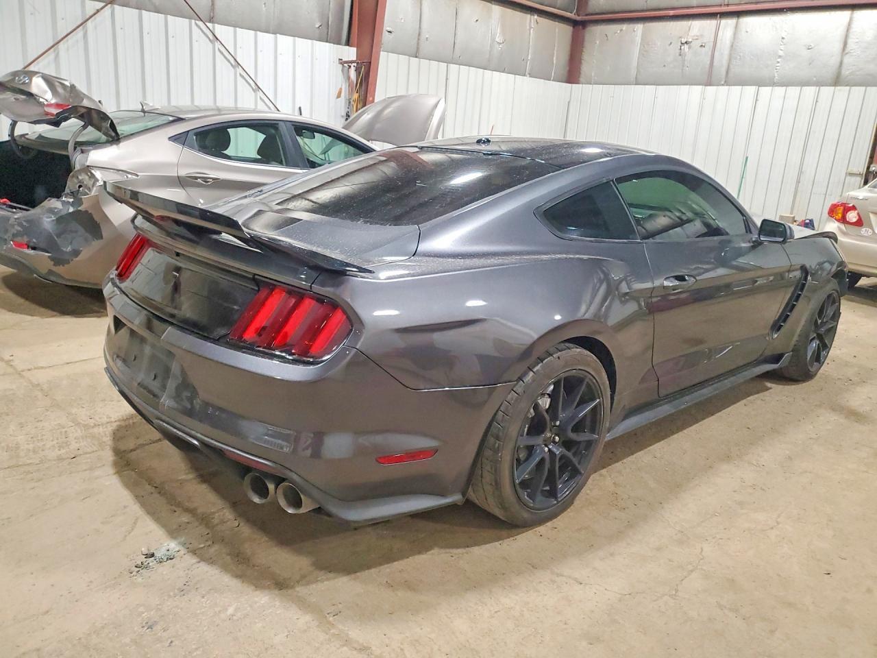 2019 Ford Mustang Shelby Gt350 - zdjęcie 3
