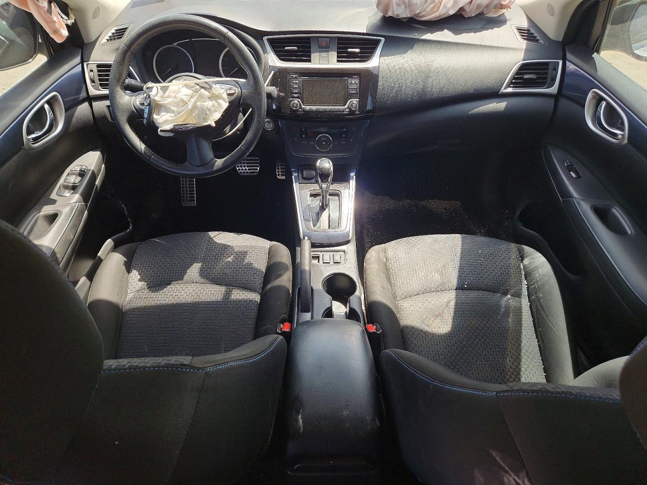 2018 Nissan Sentra Sr - zdjęcie 8
