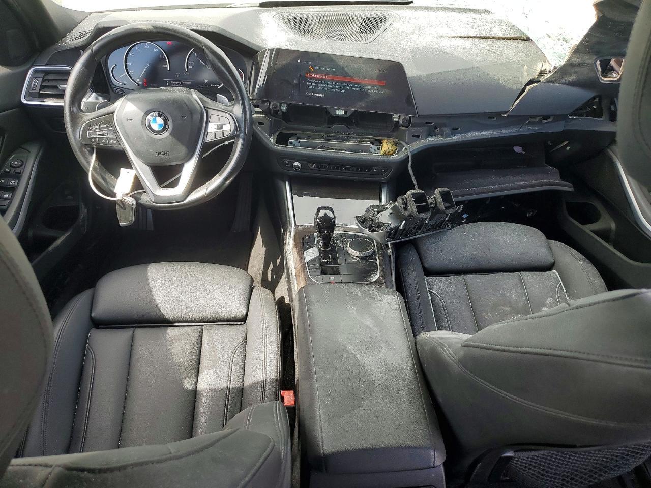 2019 BMW 330I - zdjęcie 8
