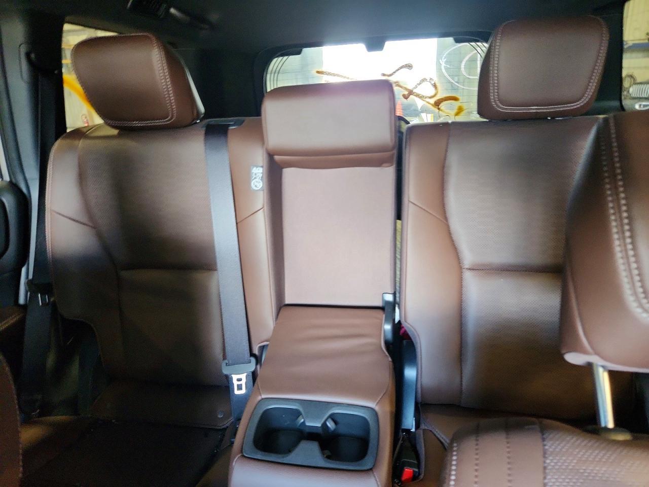 2024 Toyota Land Cruiser - zdjęcie 10