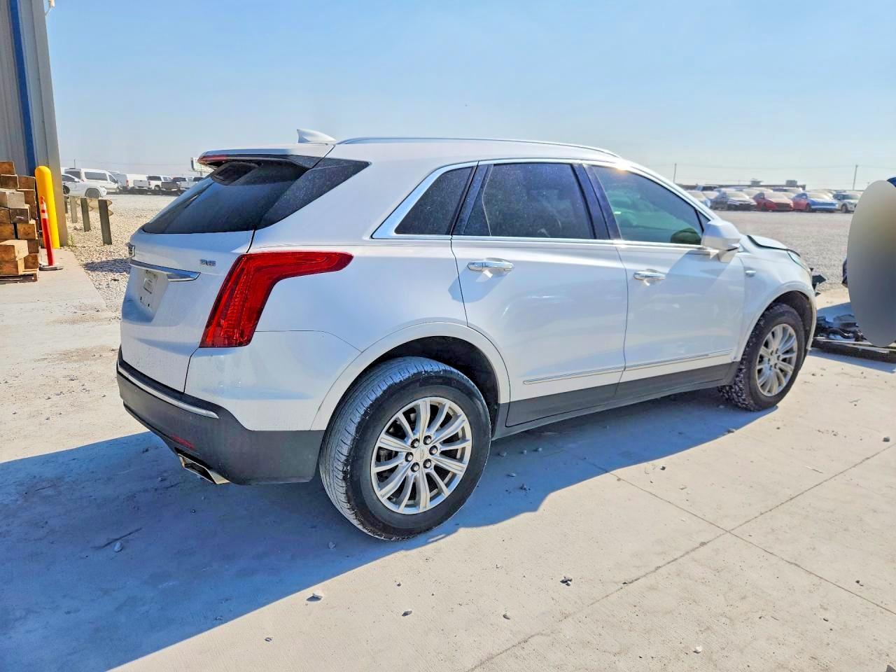 2017 Cadillac Xt5 - zdjęcie 3