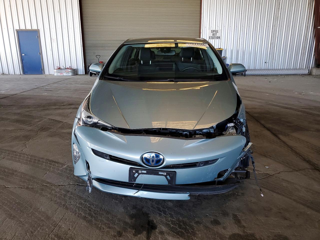 2017 Toyota Prius Four Touring - zdjęcie 5