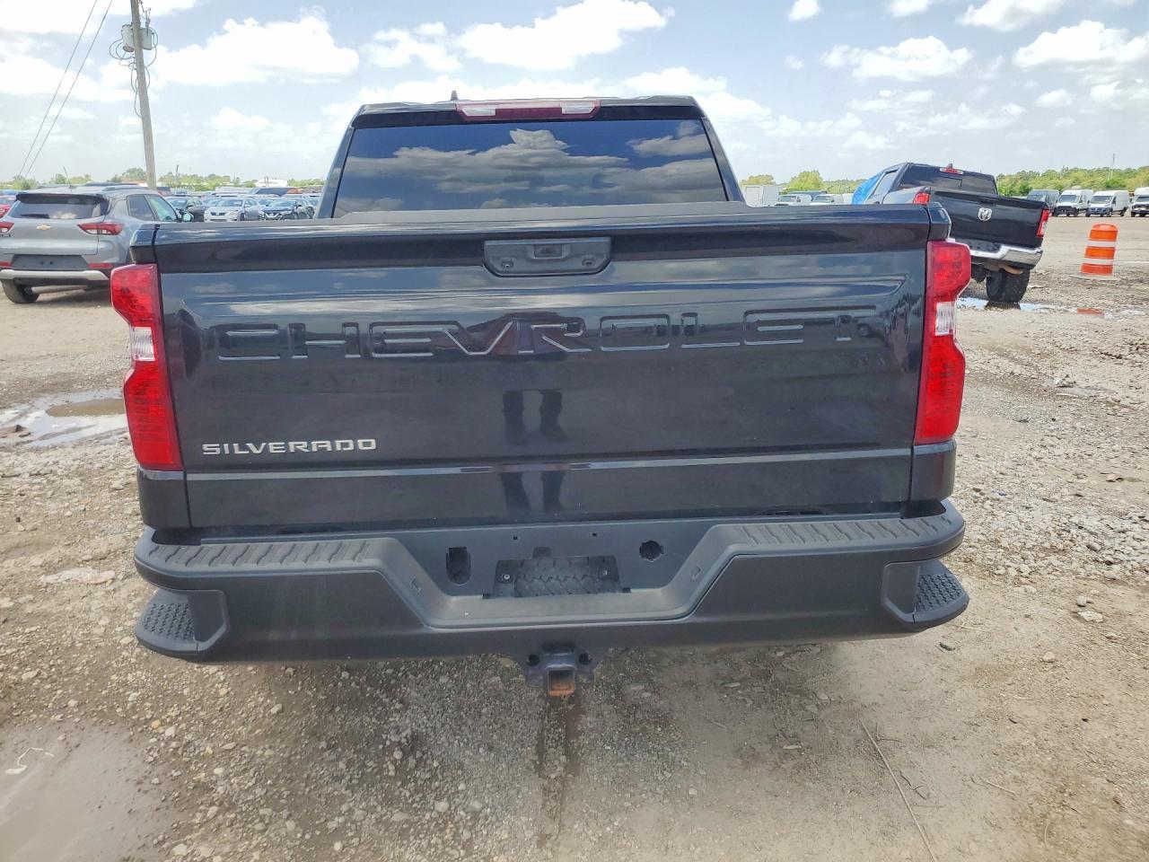 2023 Chevrolet Silverado K1500 - zdjęcie 6