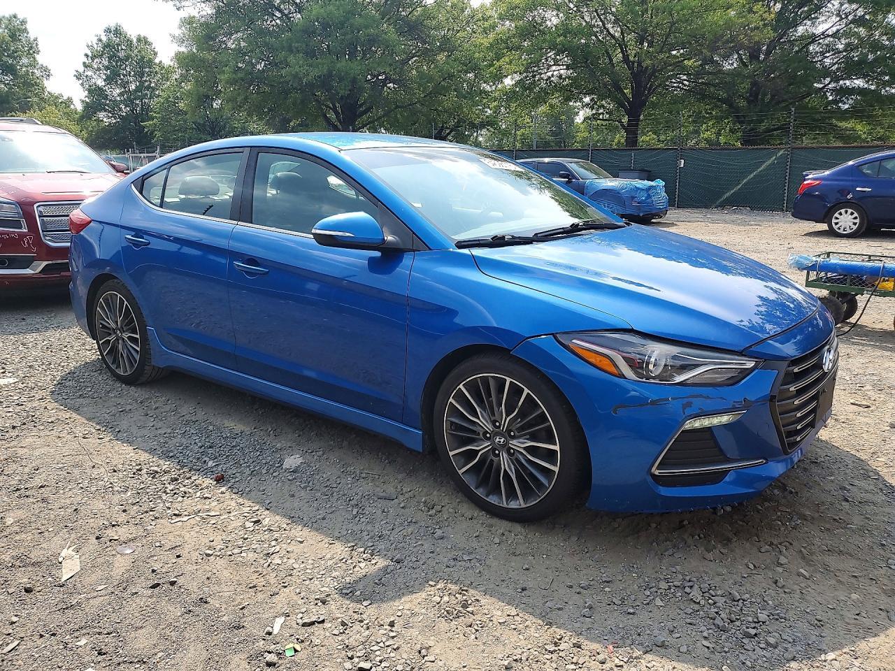 2024 Hyundai Elantra Sport - zdjęcie 4