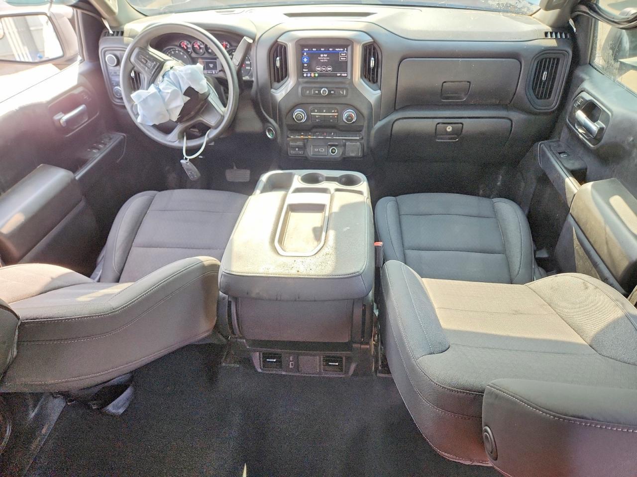 2025 Chevrolet Silverado K1500 Custom - zdjęcie 8