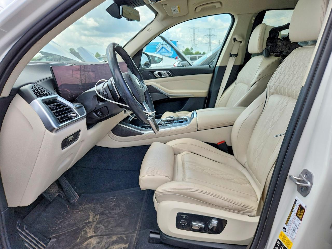 2023 BMW X7 xDrive40I - zdjęcie 7