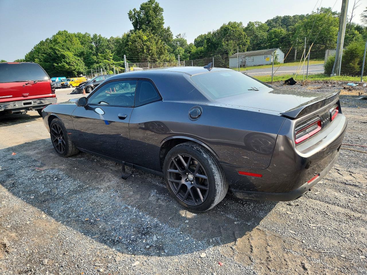 2016 Dodge Challenger R/T - zdjęcie 2