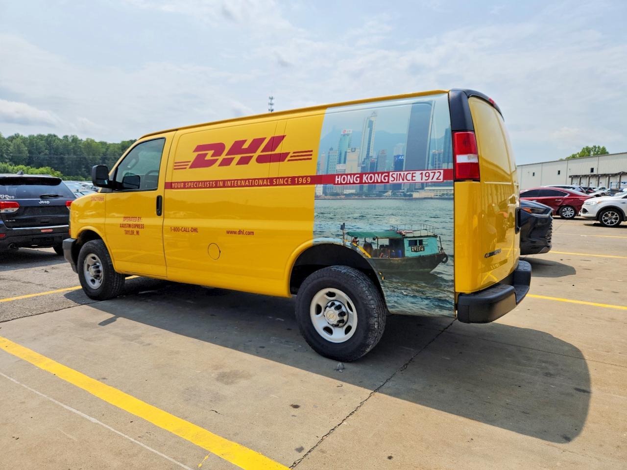 2021 Chevrolet Express G2500 - zdjęcie 2