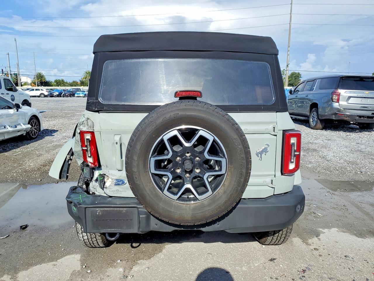 2023 Ford Bronco Base - zdjęcie 6