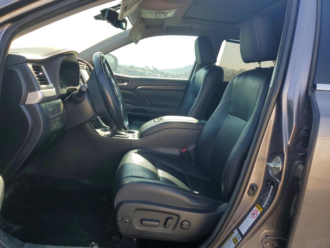 2015 Toyota Highlander Limited - zdjęcie 7