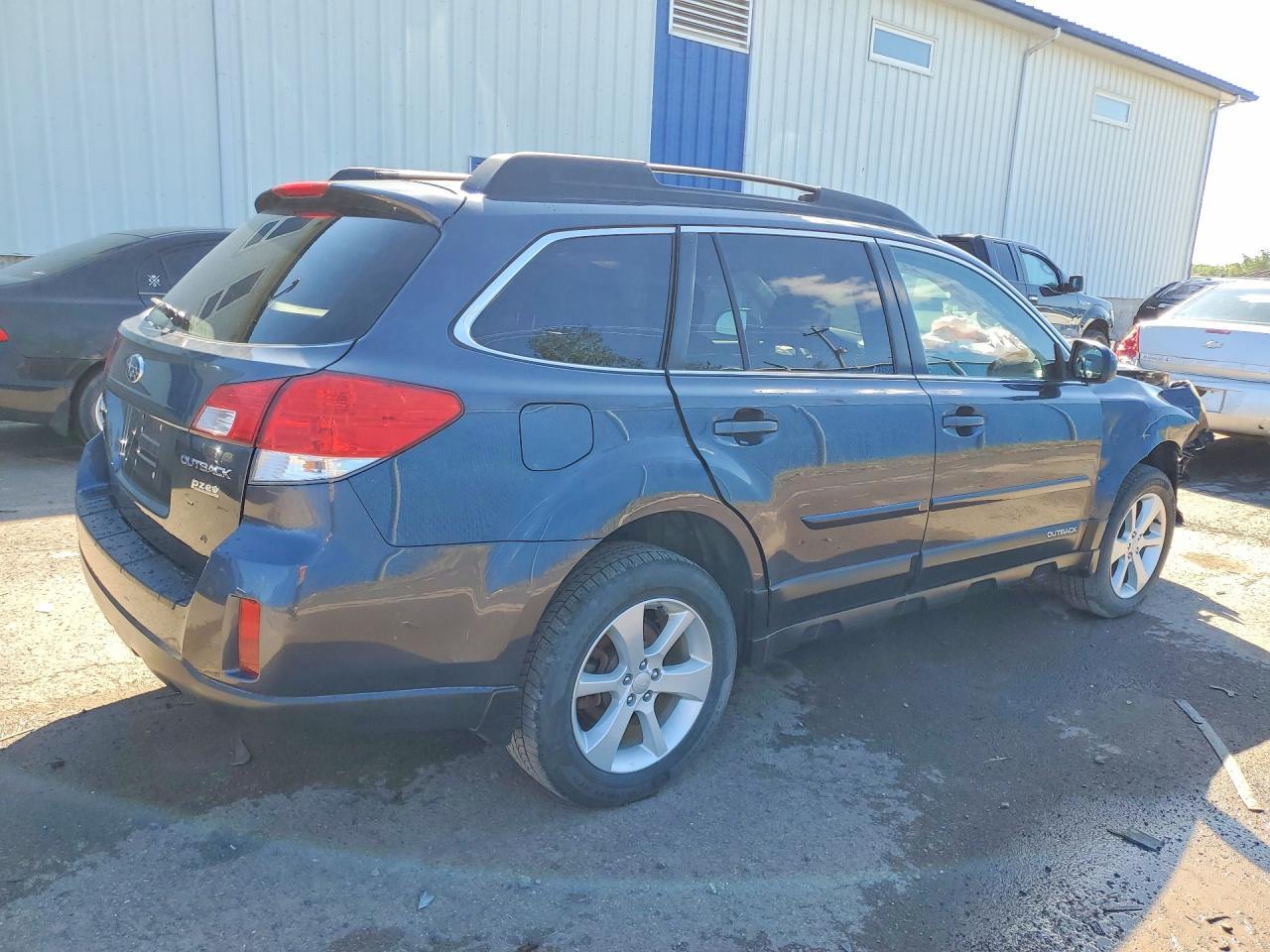 2013 Subaru Outback 2.5I Premium - zdjęcie 3