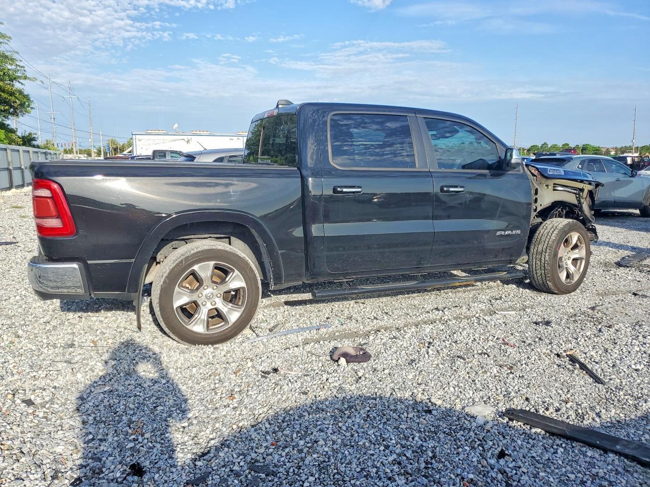 2021 Ram 1500 Laramie - zdjęcie 3