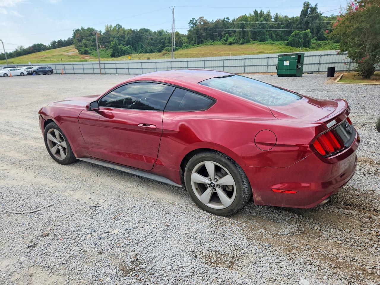 2015 Ford Mustang - zdjęcie 2