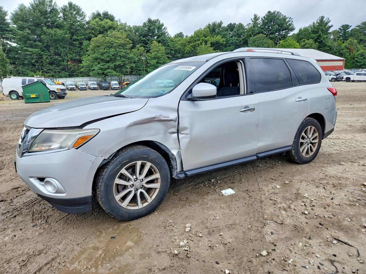 2015 Nissan Pathfinder S - zdjęcie główne