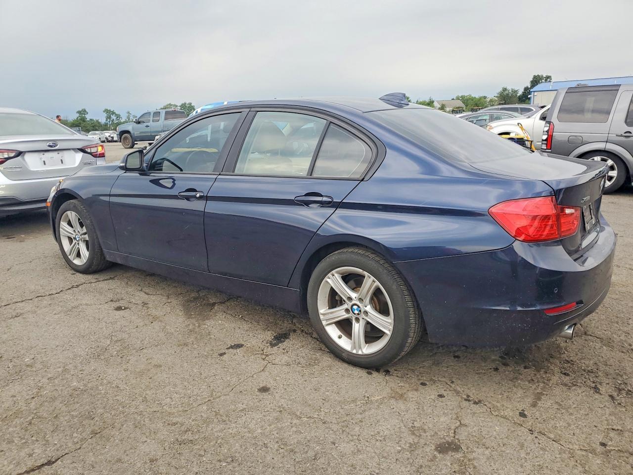 2014 BMW 328 D xDrive - zdjęcie 2