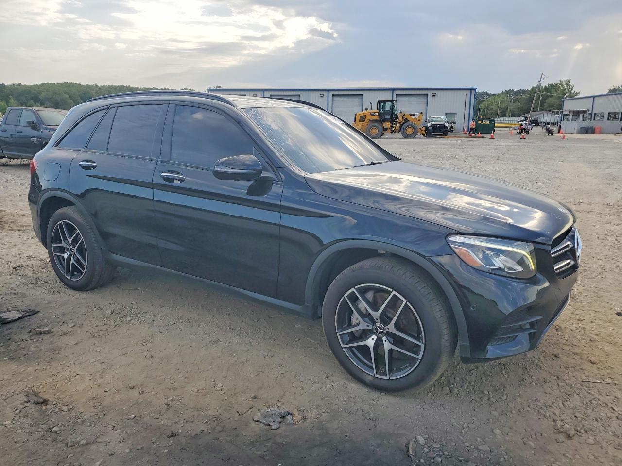 2019 Mercedes-Benz Glc 300 4Matic - zdjęcie 4