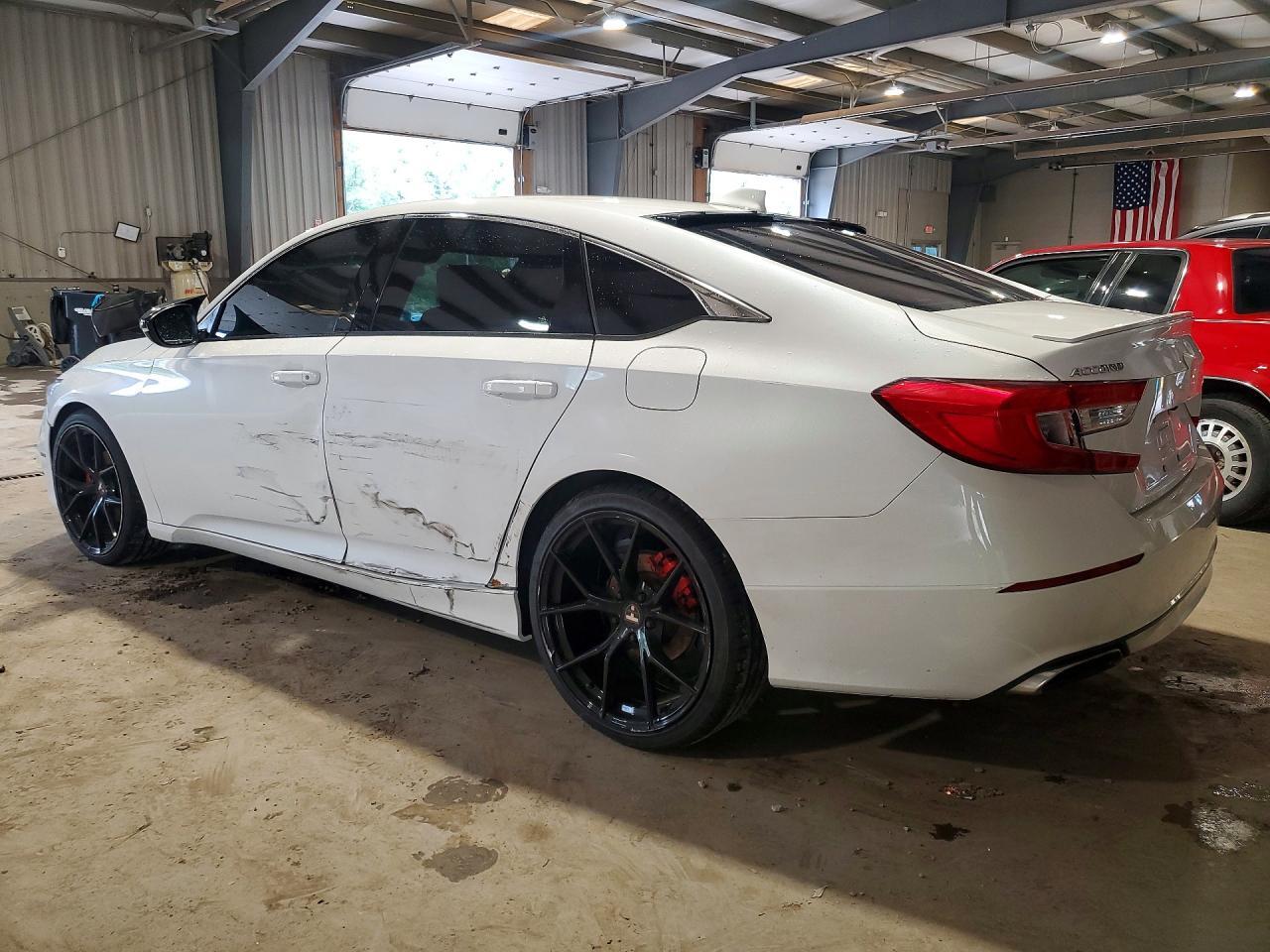 2020 Honda Accord Sport - zdjęcie 2
