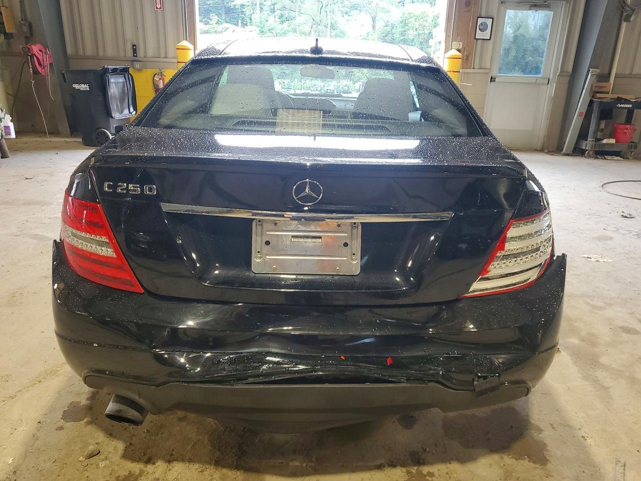 2014 Mercedes-Benz C 250 - zdjęcie 6