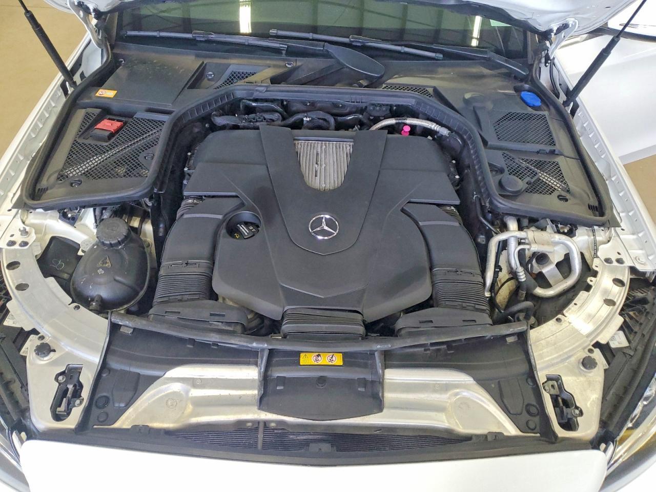 2015 Mercedes-Benz C 400 4Matic - zdjęcie 11