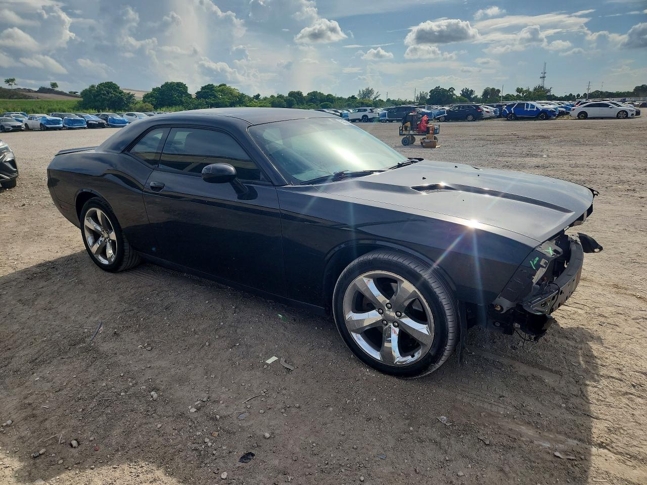 2013 Dodge Challenger Sxt - zdjęcie 4