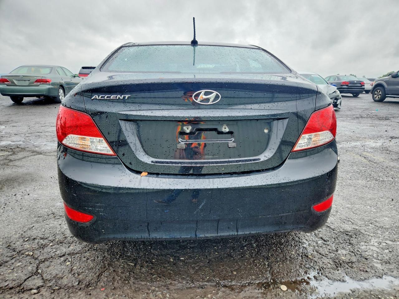 2013 Hyundai Accent Gls - zdjęcie 6