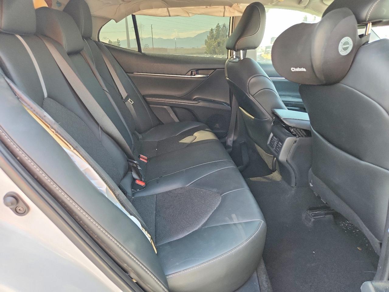 2020 Toyota Camry Xse - zdjęcie 10