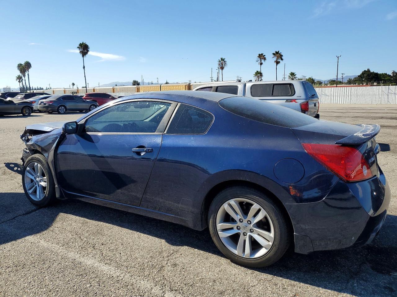 2013 Nissan Altima S - zdjęcie 2