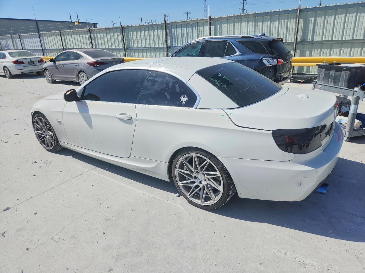 2013 BMW 335 I - zdjęcie 2