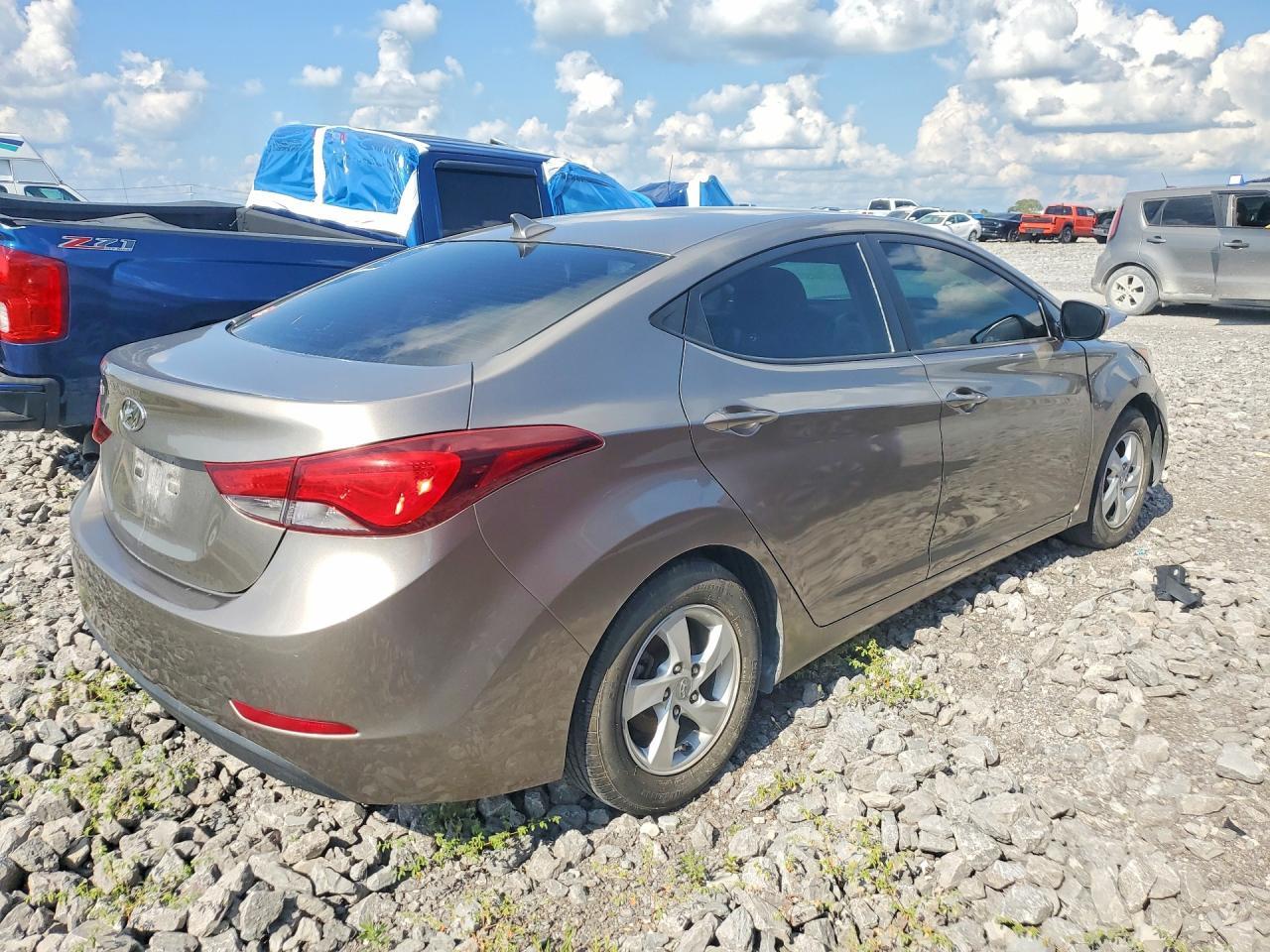 2014 Hyundai Elantra Se - zdjęcie 3