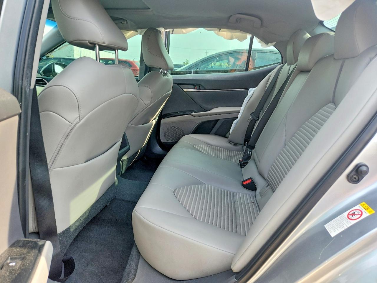 2018 Toyota Camry Se - zdjęcie 10