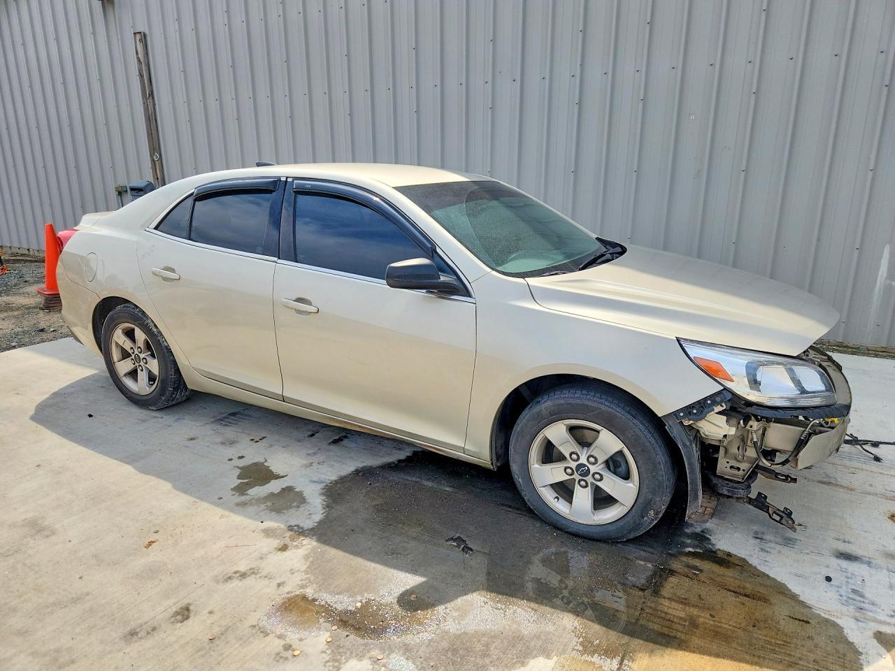 2015 Chevrolet Malibu Ls - zdjęcie 4