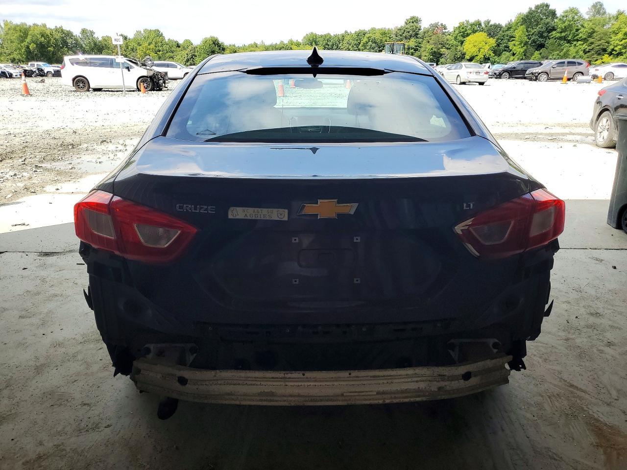 2017 Chevrolet Cruze Lt - zdjęcie 6